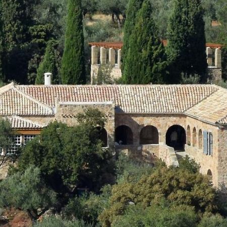 카르다밀리 Patrick & Joan Leigh Fermor House B&B 외부 사진