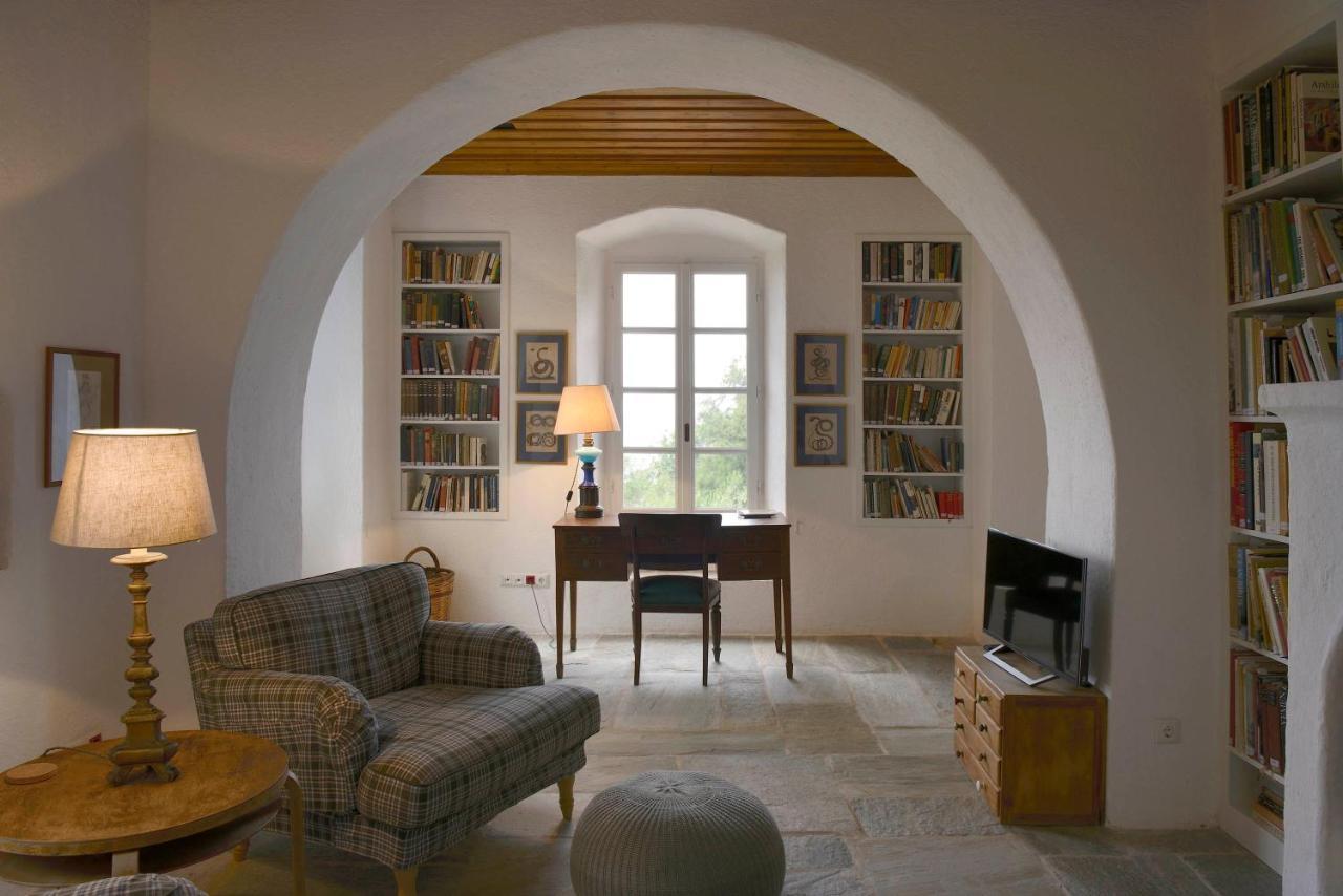 카르다밀리 Patrick & Joan Leigh Fermor House B&B 외부 사진