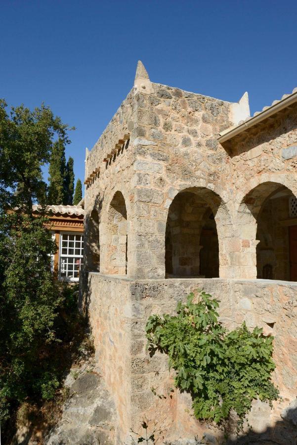 카르다밀리 Patrick & Joan Leigh Fermor House B&B 외부 사진