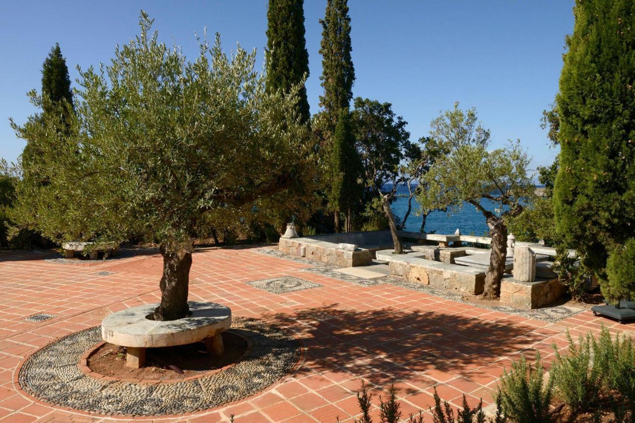 카르다밀리 Patrick & Joan Leigh Fermor House B&B 외부 사진