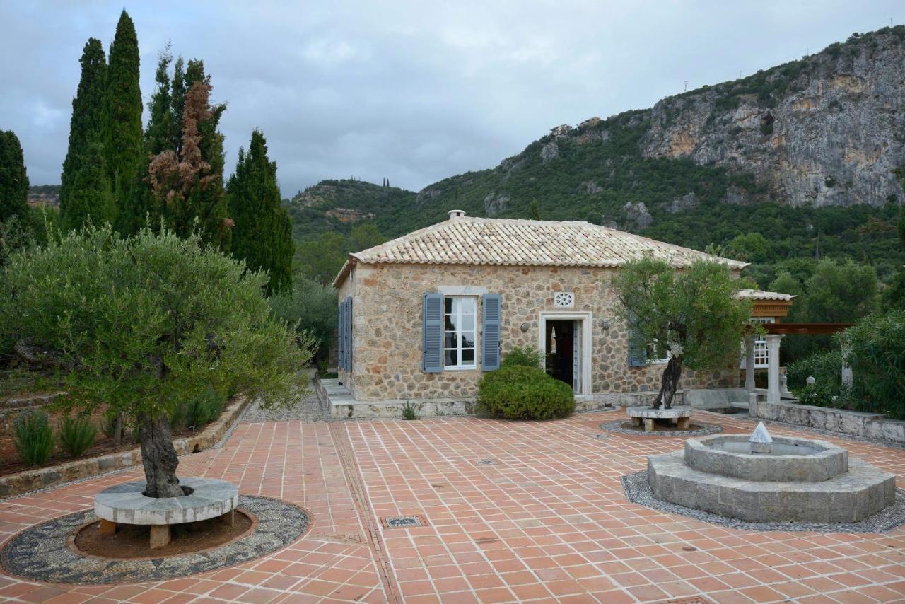 카르다밀리 Patrick & Joan Leigh Fermor House B&B 외부 사진