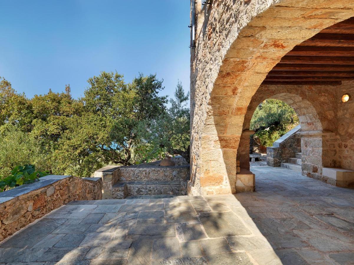 카르다밀리 Patrick & Joan Leigh Fermor House B&B 외부 사진