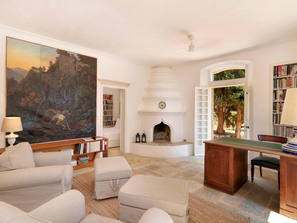 카르다밀리 Patrick & Joan Leigh Fermor House B&B 외부 사진